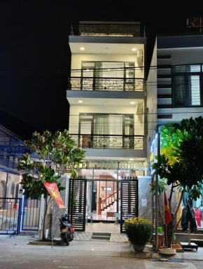 HOSTEL TOM HOUSE